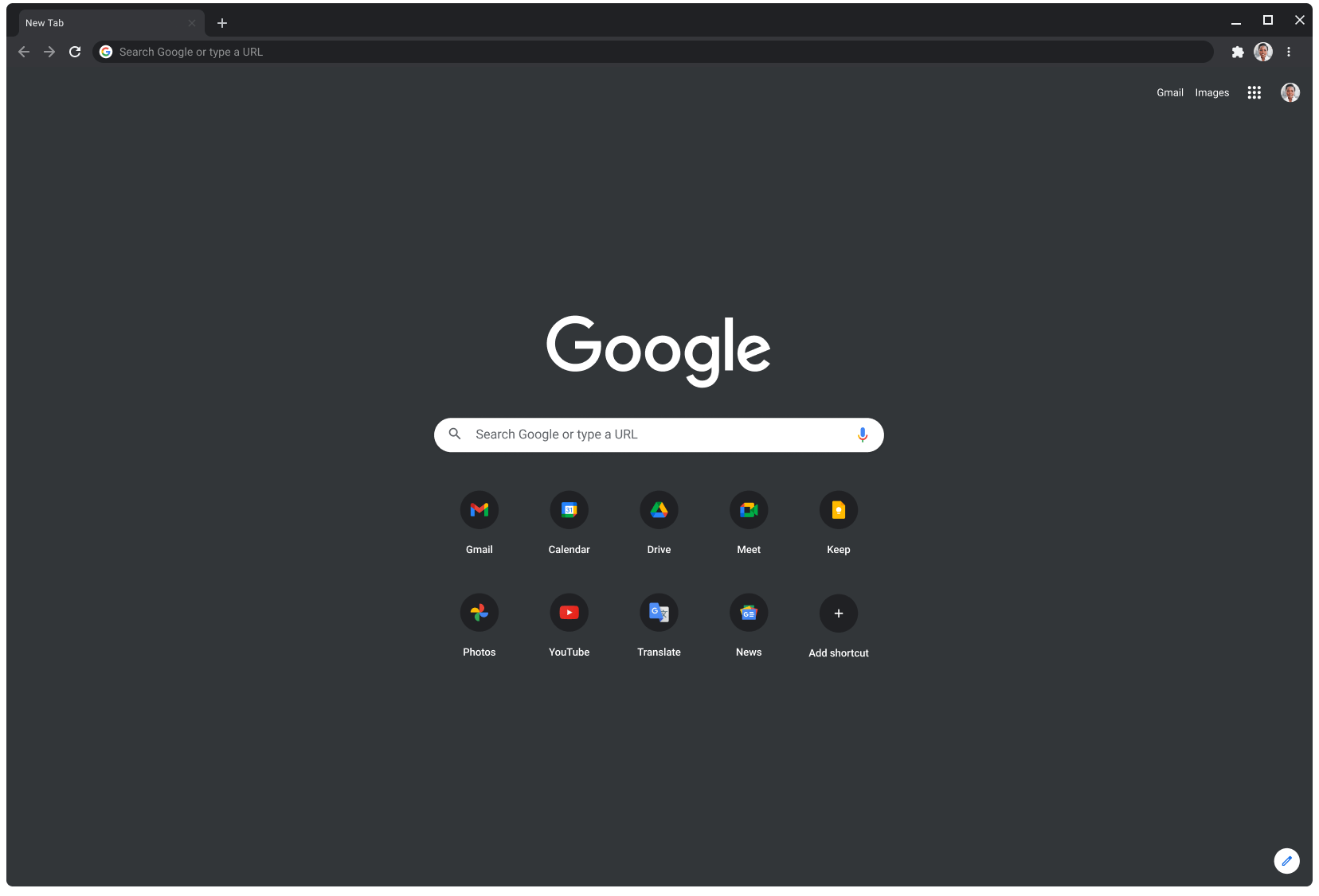 האתר Google.com מוצג בחלון של דפדפן Chrome במצב כהה.
